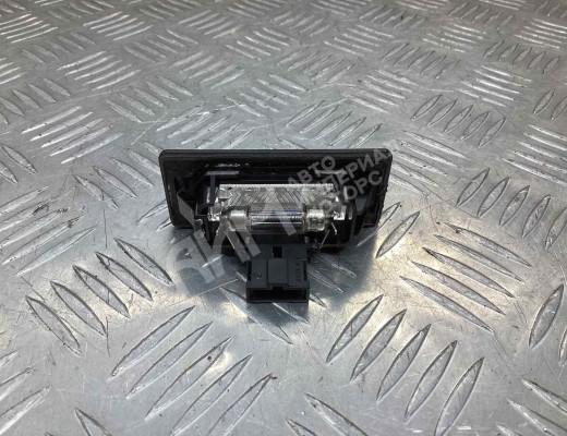 Подсветка номера Volkswagen Passat B6 (3C) 2005-2010  Volkswagen Passat Passat B6 (3C) 2005-2010