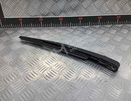 Щеткодержатель задний Opel Astra H 2007-2010 рестайлинг  Opel Astra Astra H 2007-2010 рестайлинг