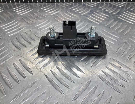Кнопка открытия багажника Skoda Fabia II (5J) 2007-2014  Skoda Fabia Fabia II (5J) 2007-2014