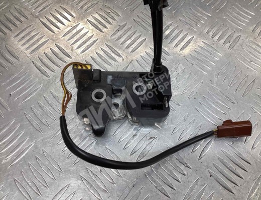 Замок багажника Ford Fusion (JU) 2005-2012 рестайлинг  Ford Fusion Fusion (JU) 2005-2012 рестайлинг