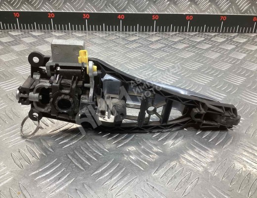 Ручка наружная передняя левая Opel Astra H 2007-2010 рестайлинг  Opel Astra Astra H 2007-2010 рестайлинг