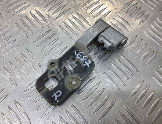 Петля крышки багажника BMW 3-Series (E46) 2001-2005 рестайлинг  BMW 3-Series 3-Series (E46) 2001-2005 рестайлинг