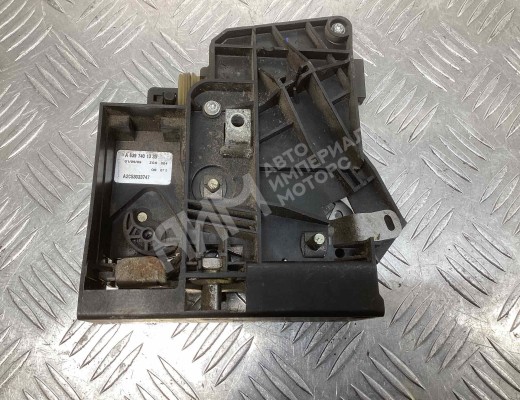 Замок двери задней правой Mercedes Vito II (W639) 2003-2010  Mercedes Vito Vito II (W639) 2003-2010