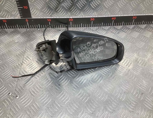 Зеркало наружное правое Audi A4 B6 (8EC, 8E5) 2000-2004  Audi A4 A4 B6 (8EC, 8E5) 2000-2004