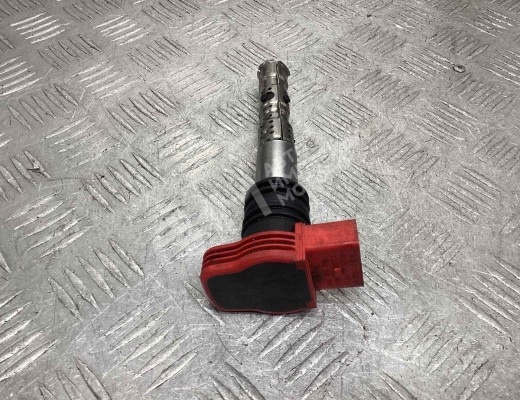 Катушка зажигания Audi A6 C5 (4B) 2001-2004 рестайлинг  Audi A6 A6 C5 (4B) 2001-2004 рестайлинг