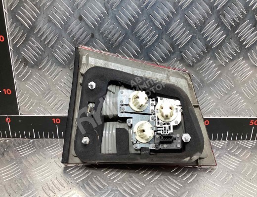 Фонарь крышки багажника правый Opel Vectra C 2002-2005  Opel Vectra Vectra C 2002-2005