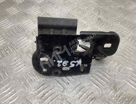 Замок капота Volkswagen Golf+ V (5M) 2005-2014  Volkswagen Golf Plus Golf+ V (5M) 2005-2014