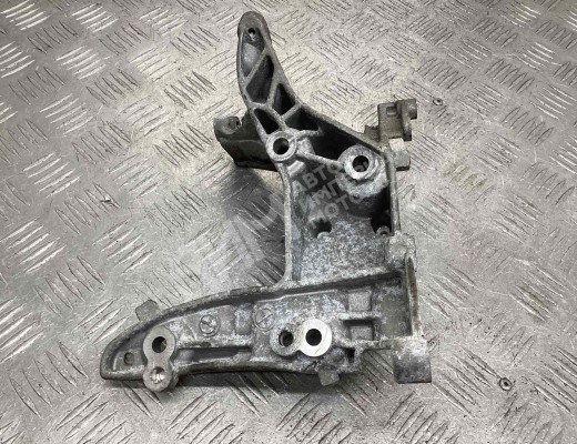 Кронштейн генератора Peugeot 3008 I 2010-2017  Peugeot 3008 3008 I 2010-2017