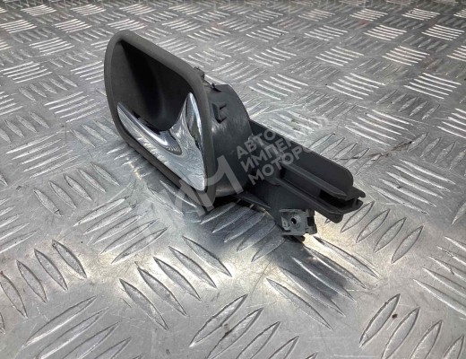 Ручка внутренняя задняя правая Volkswagen Golf V (1K) 2004-2009  Volkswagen Golf Golf V (1K) 2004-2009