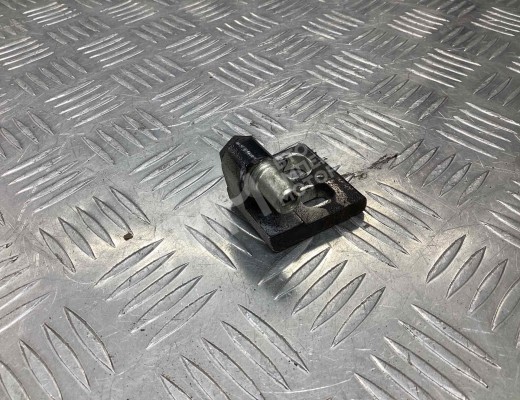 Петля двери задней правой Volkswagen Golf V (1K) 2004-2009  Volkswagen Golf Golf V (1K) 2004-2009