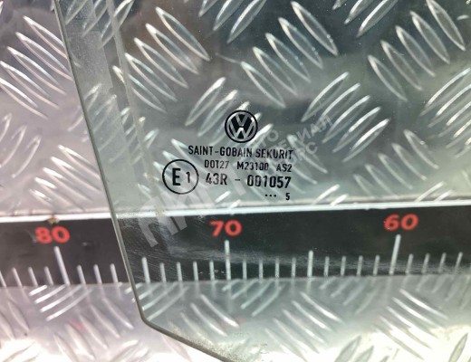 Стекло двери задней правой Volkswagen Golf V (1K) 2004-2009  Volkswagen Golf Golf V (1K) 2004-2009