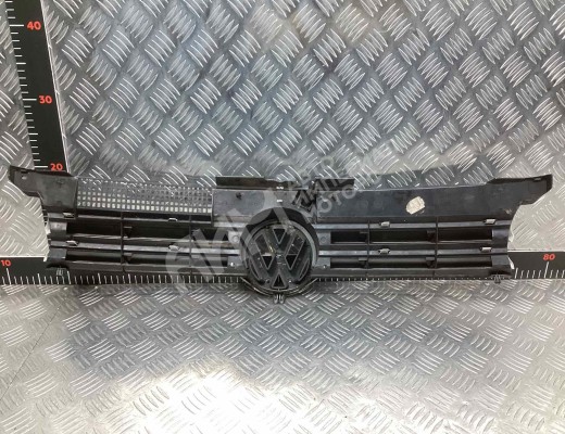 Решетка радиатора Volkswagen Golf IV (1J) 1997-2004  Volkswagen Golf Golf IV (1J) 1997-2004