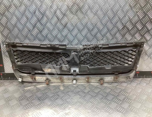 Решетка радиатора Suzuki G. Vitara II (JT) 2005-2015  Suzuki Grand Vitara G. Vitara II (JT) 2005-2015