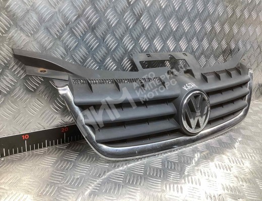 Решетка радиатора Volkswagen Touran I (1T) 2003-2006  Volkswagen Touran Touran I (1T) 2003-2006