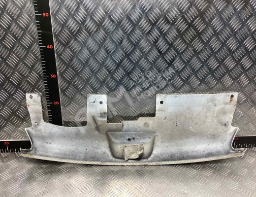 Решетка радиатора Peugeot 306 1993-2003  Peugeot 306 306 1993-2003