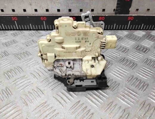 Замок двери передней правой Volkswagen Passat B6 (3C) 2005-2010  Volkswagen Passat Passat B6 (3C) 2005-2010